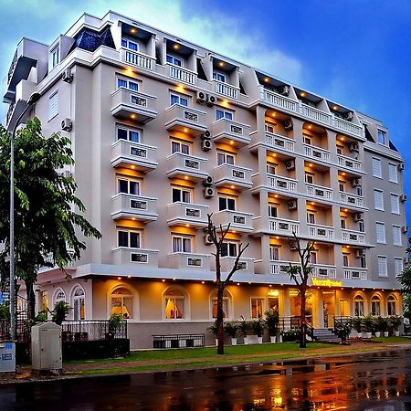Verano Hotel Nha Trang Esterno foto
