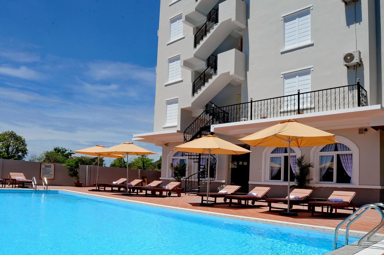 Verano Hotel Nha Trang Esterno foto
