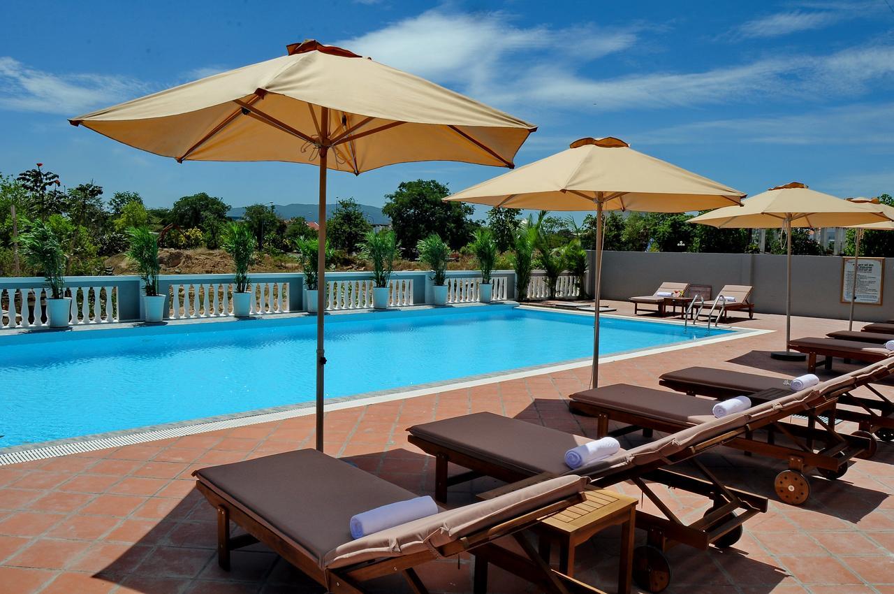 Verano Hotel Nha Trang Esterno foto