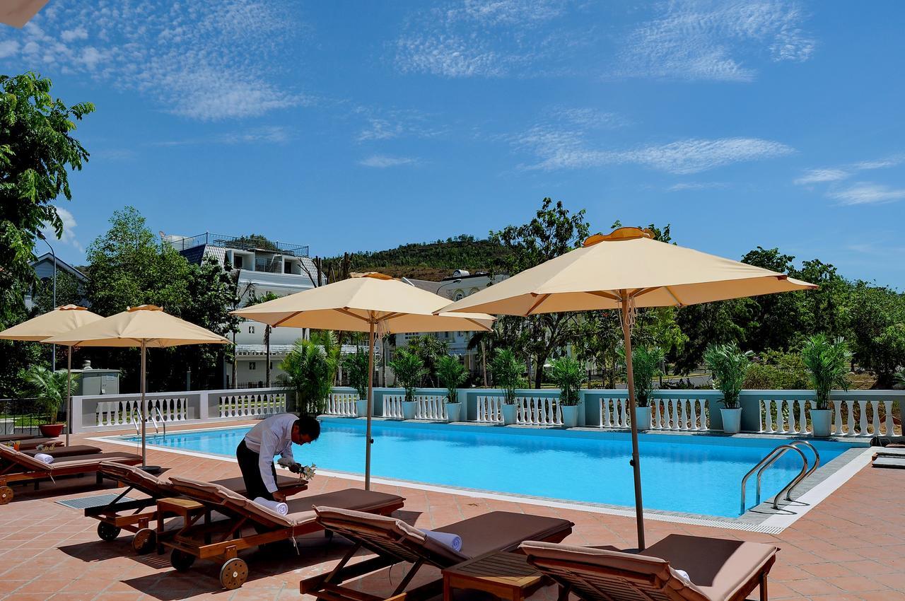 Verano Hotel Nha Trang Esterno foto